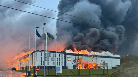 РФ масовано атакувала Львів — зникло світло, спалахнули пожежі - 285x160