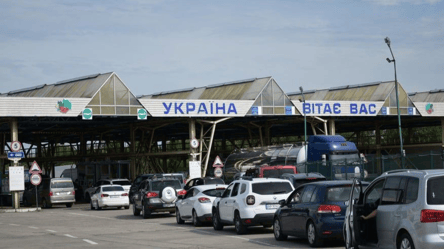 Проїзд до Молдови ускладнено — ситуація на трасі Одеса-Рені - 285x160