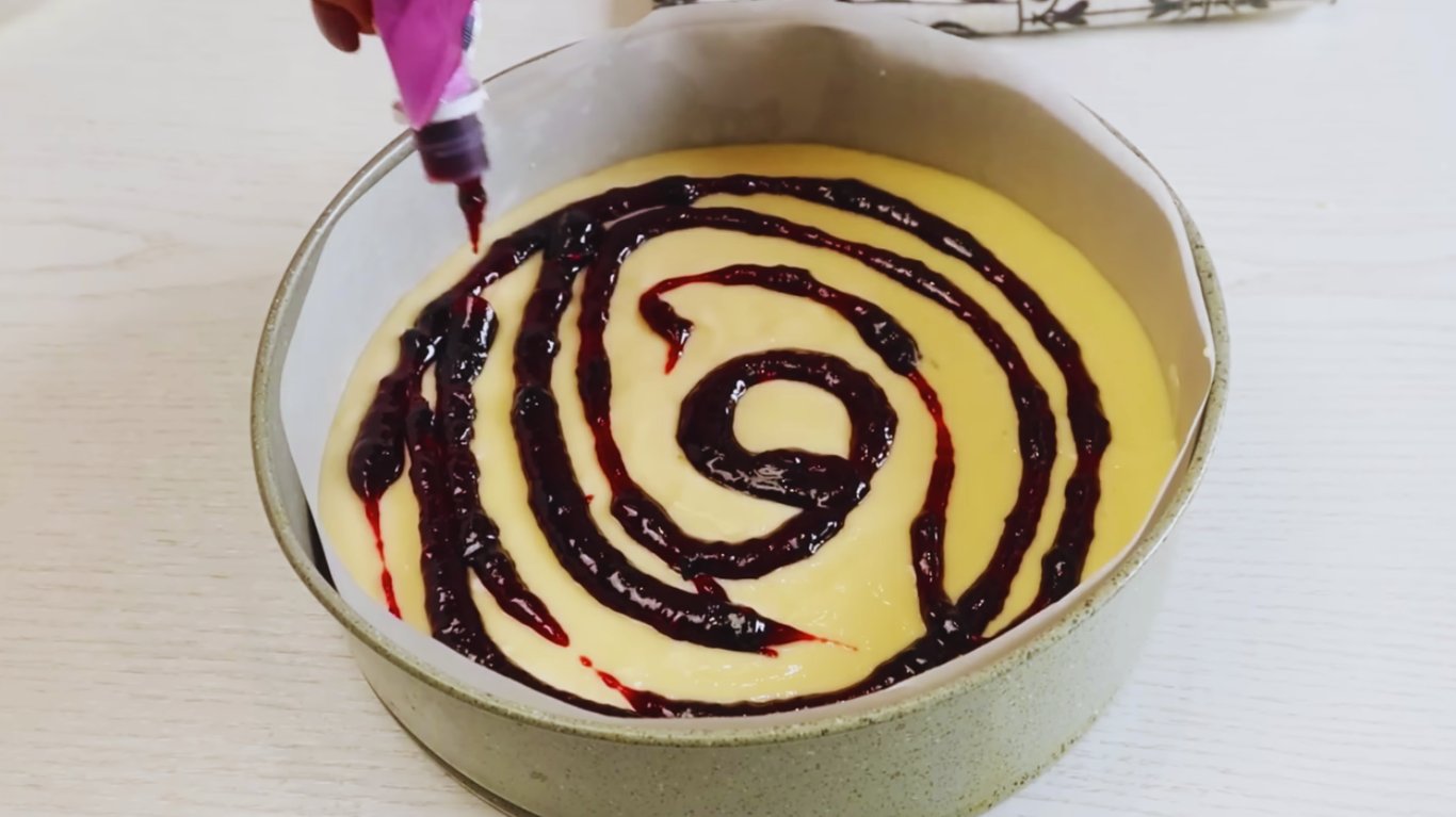 рецепт смачного пирога з варенням