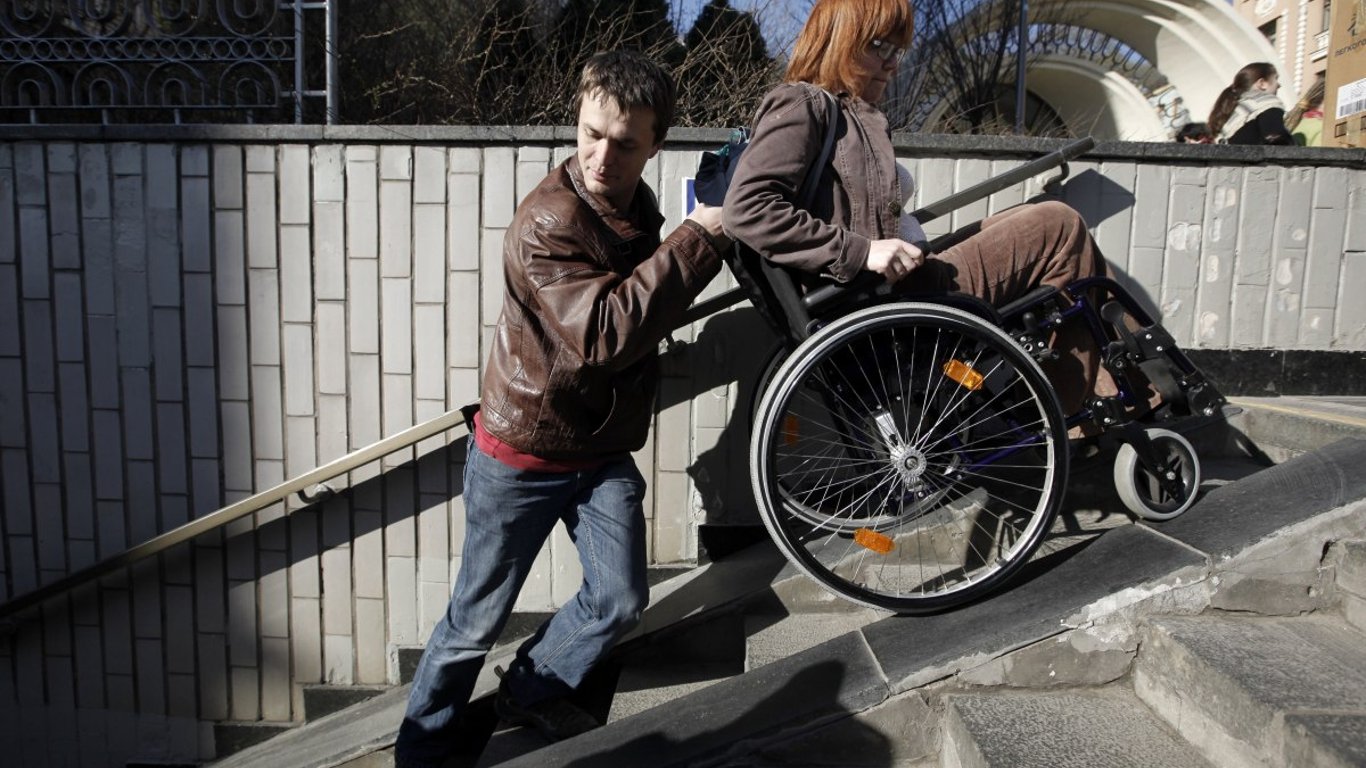 У Раді хочуть перекрити лазівку для ухилянтів, які доглядають за людьми з інвалідністю