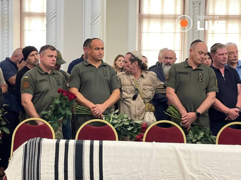 У Києві прощаються із сином головного рабина України, який загинув на фронті - фото 2