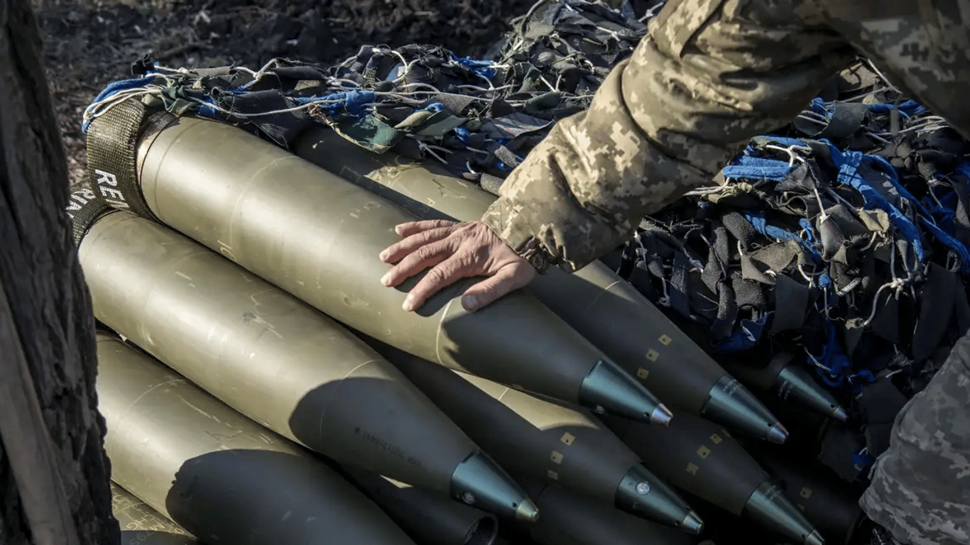 США передадут Украине боеприпасы с обедненным ураном, — Reuters