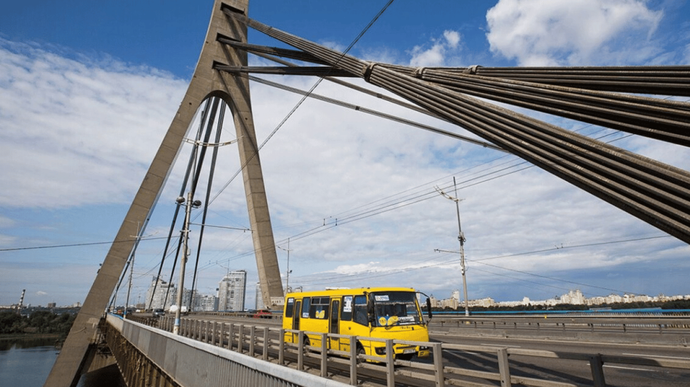 В Киеве из-за ремонта на Северном мосту два дня будут ограничивать движение