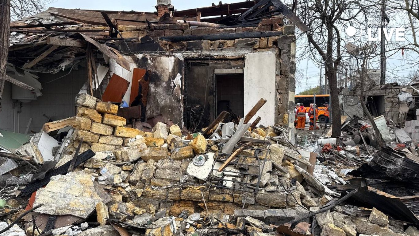 Нема де жити — одесити про наслідки обстрілу - фото 8