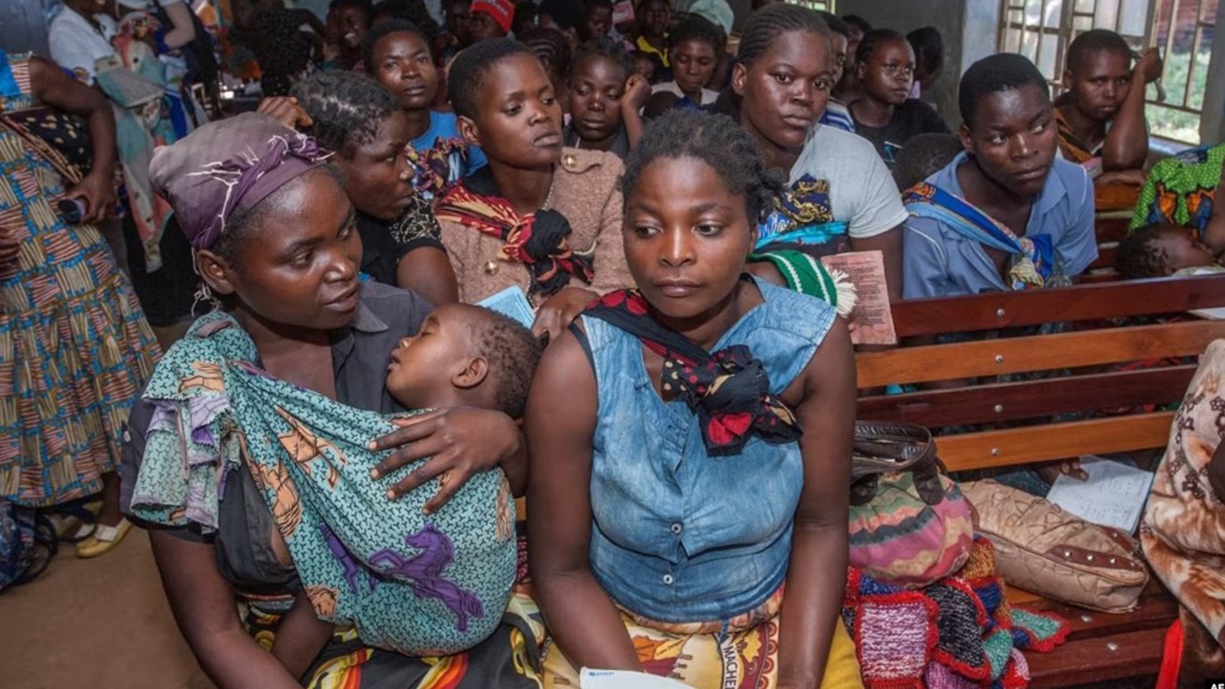Гана первой поддержала новую вакцину против малярии: сколько детей уже вакцинировали