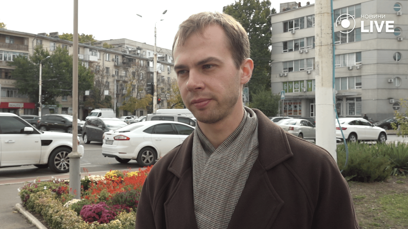 політичний експерт Андрій Бахметьєв.