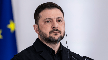 Ликвидация последствий продолжается, горит НП: Зеленский об обстреле Днепра - 290x160