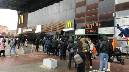 Рестораны McDonald's заработали в Днепре: адреса - 285x160