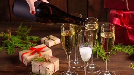 Шампанское не выдохнется — две хитрости, которые реально работают - 290x160