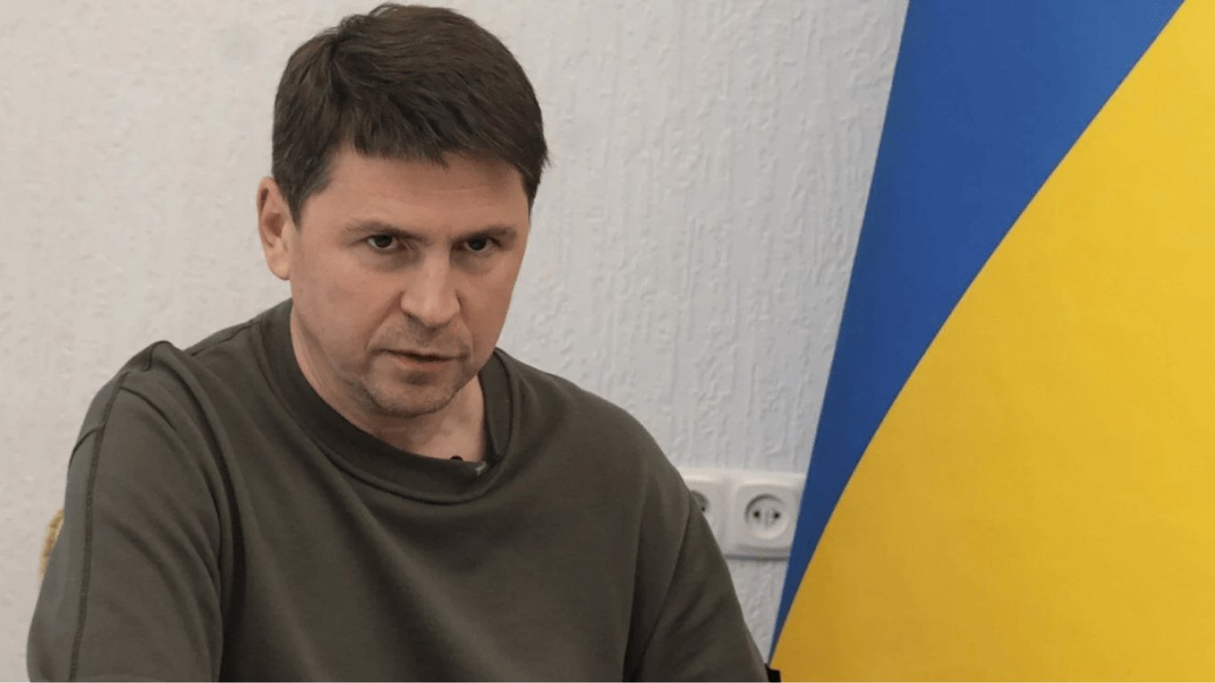Подоляк заявив, що ім'я розстріляного росіянами українського військового майже встановлено