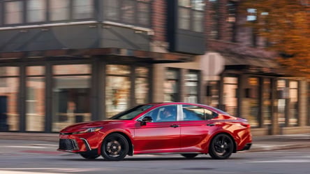 Лучшие альтернативы седанам Toyota Camry - 285x160