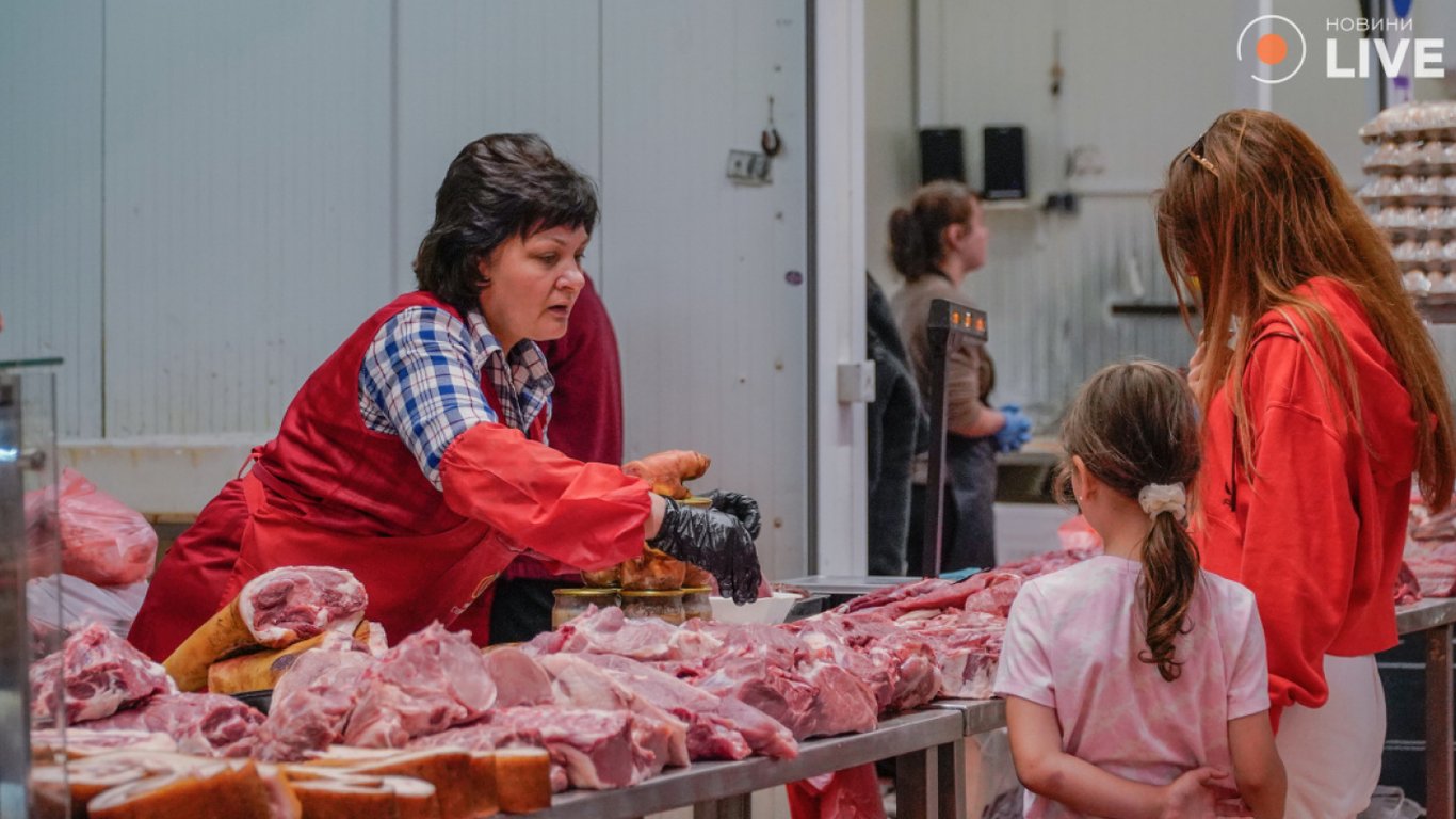 Ціни у червні — на ринку стрімко дорожчають свинина та сало