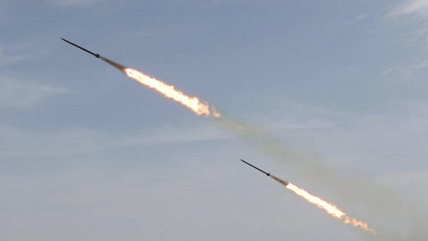 Повітряна тривога зараз, уночі 7 червня, в Україні: всі області опинилися в небезпеці через загрозу ракетного удару