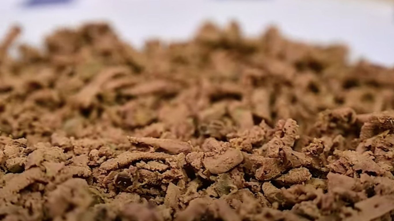 Салат Каприз на Великдень, потрібно всього чотири інгредієнти