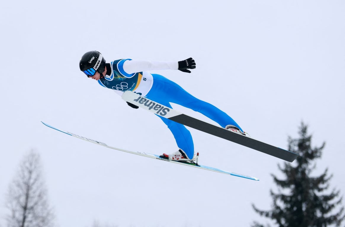 Дмитрий Мазурчук прыгнул с трамплина