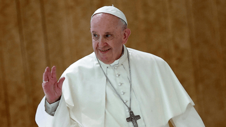 "Я еще жив": Папа Римский отслужил мессу в Вербное воскресенье после выхода из больницы - 285x160