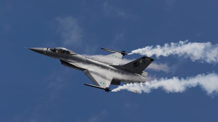 Норвегія передасть Україні шість винищувачів F-16 — коли розпочнуться поставки - 285x160