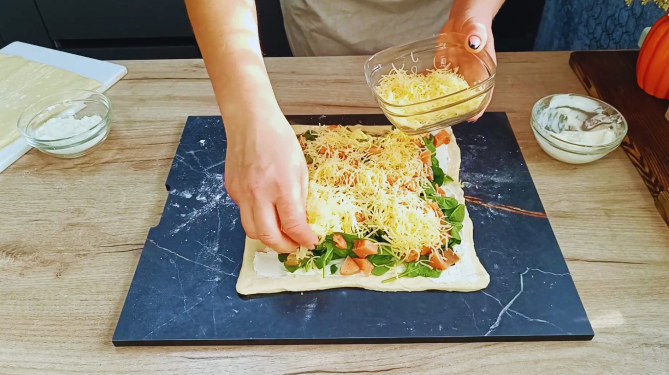 пиріг з рибою та сиром