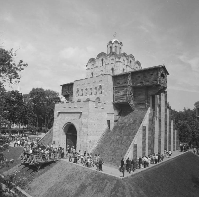 Уникальные снимки с первого Дня Киева