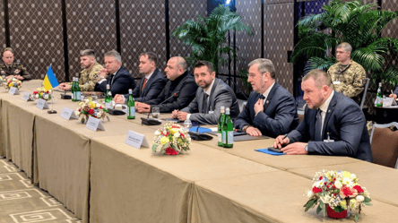 В Женеве начались переговоры США, Украины и России - 285x160