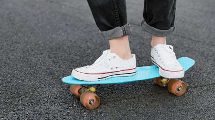 The 2000s skater sneakers making a big comeback - 285x160