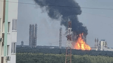 Атака дронів зупинила найбільший у РФ завод зрідженого газу - 304x171