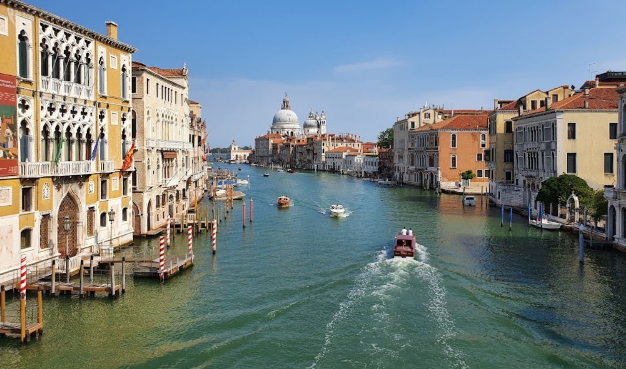 One of the most popular countries in Europe returns tourist tax - photo 1