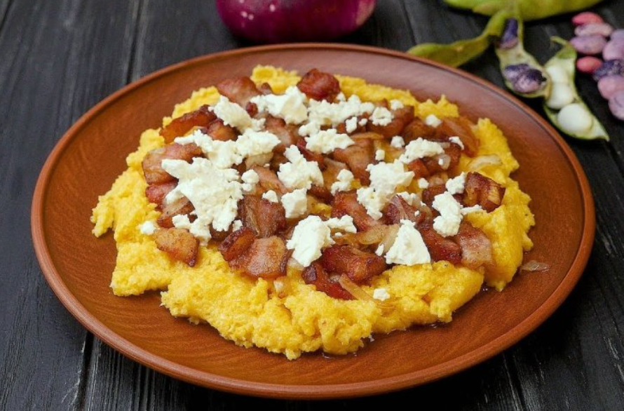 Літня відпустка в Карпатах — які страви варто спробувати - фото 1