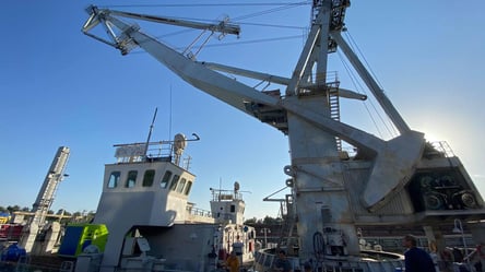 На Одещині відремонтували плавкран: що це дасть судноплавству - 285x160