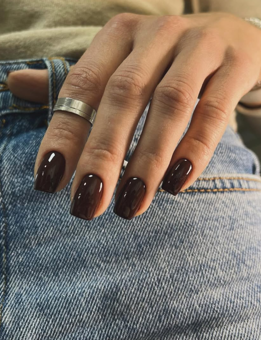 Який манікюр буде в тренді восени 2025