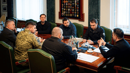 Зеленский анонсировал новые трехсторонние переговоры — детали - 285x160