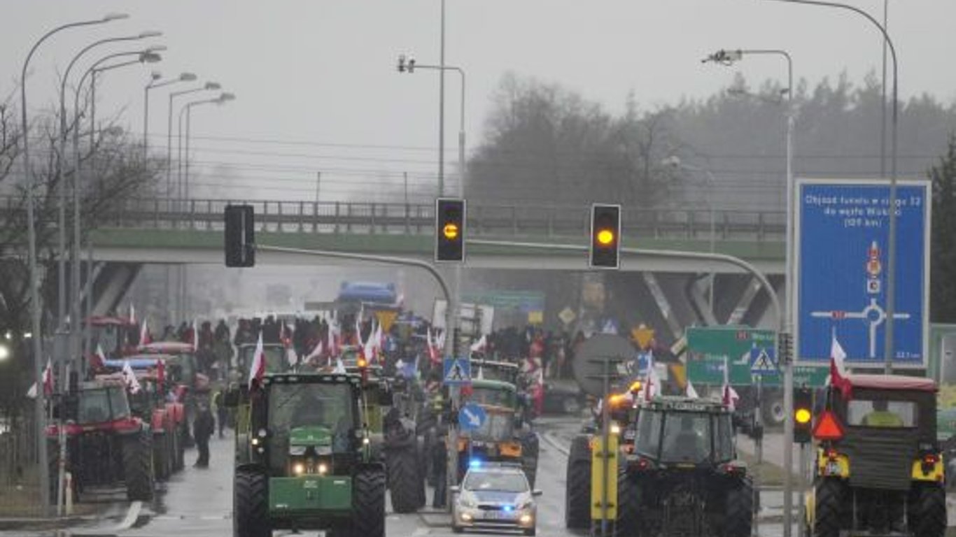 Блокада кордону - у Польщі готові до переговорів з Україною за участі фермерів