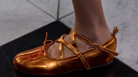 Мода, зупинись: топ-5 дуже дивних пар взуття, які вважають трендовими у 2023 - 285x160