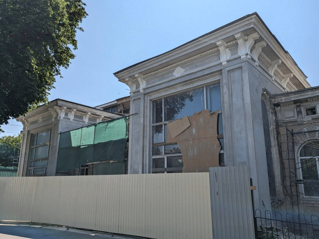 Ремонт найстарішої лікарні в Одесі — на якому етапі - фото 3