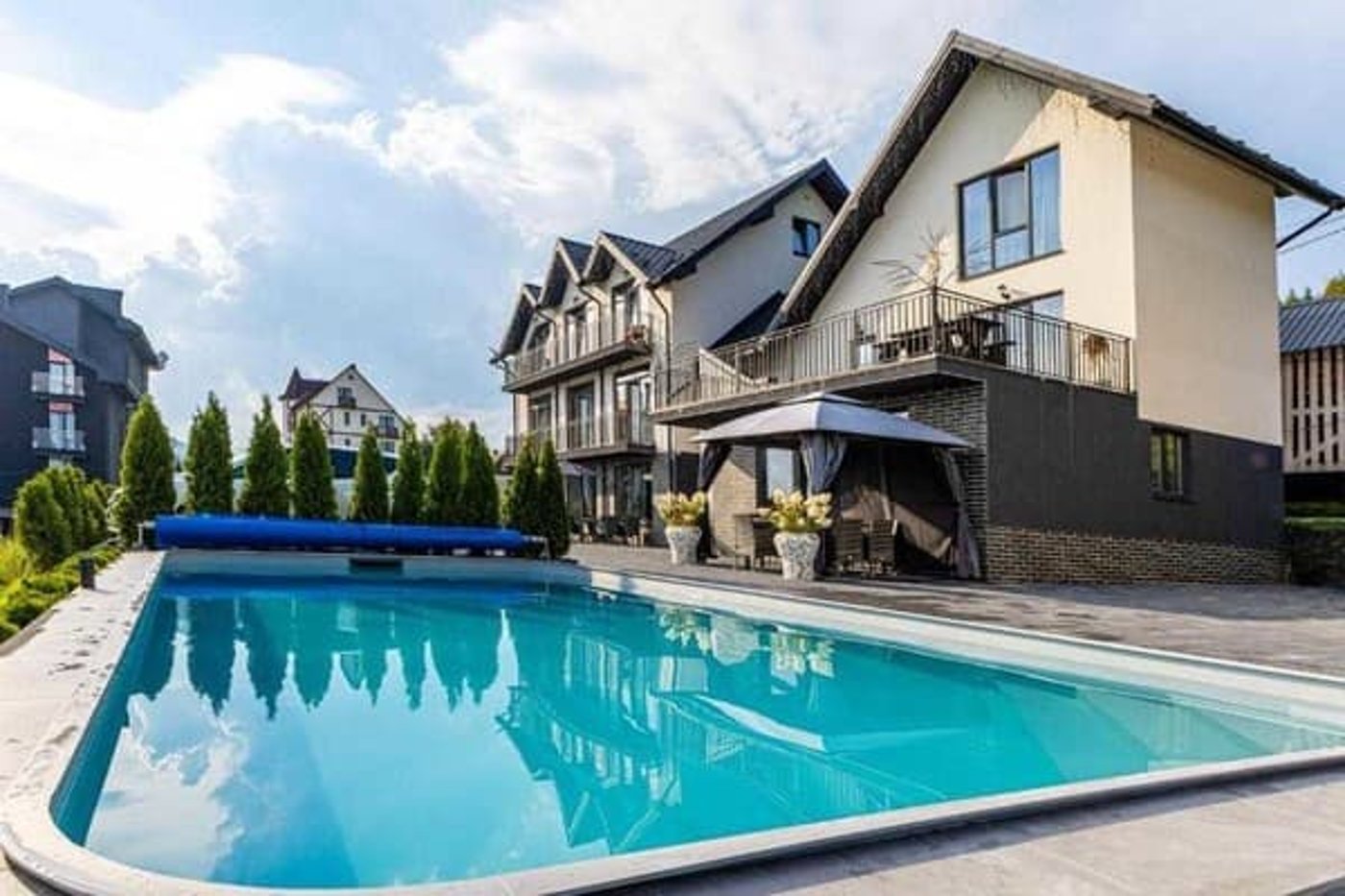 Дешевий відпочинок в Україні та Європі — міста та ціни - фото 4