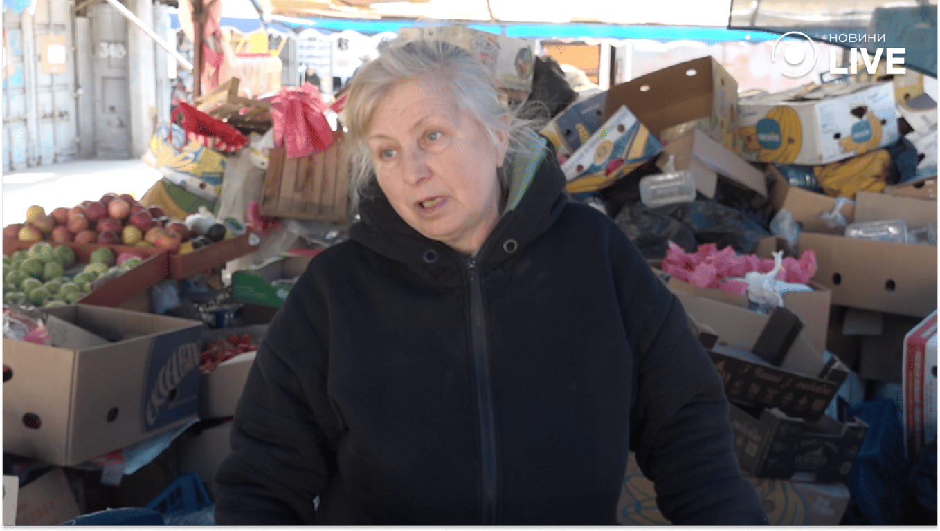 Весняний базар в Одесі: скільки коштують огірки та полуниця - фото 1