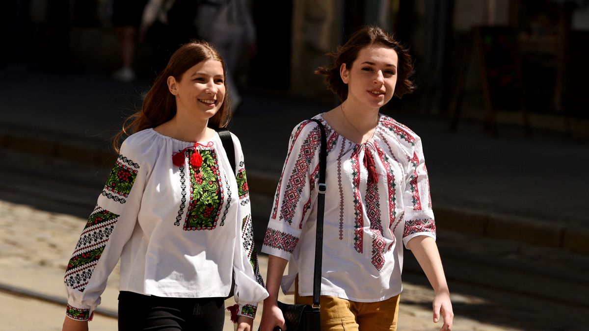 Патриотические поздравления с Днем вышиванки в прозе 2024 года