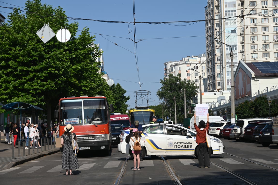 В Одессе напомнили водителям о минуте молчания по погибшим (фото) - фото 8