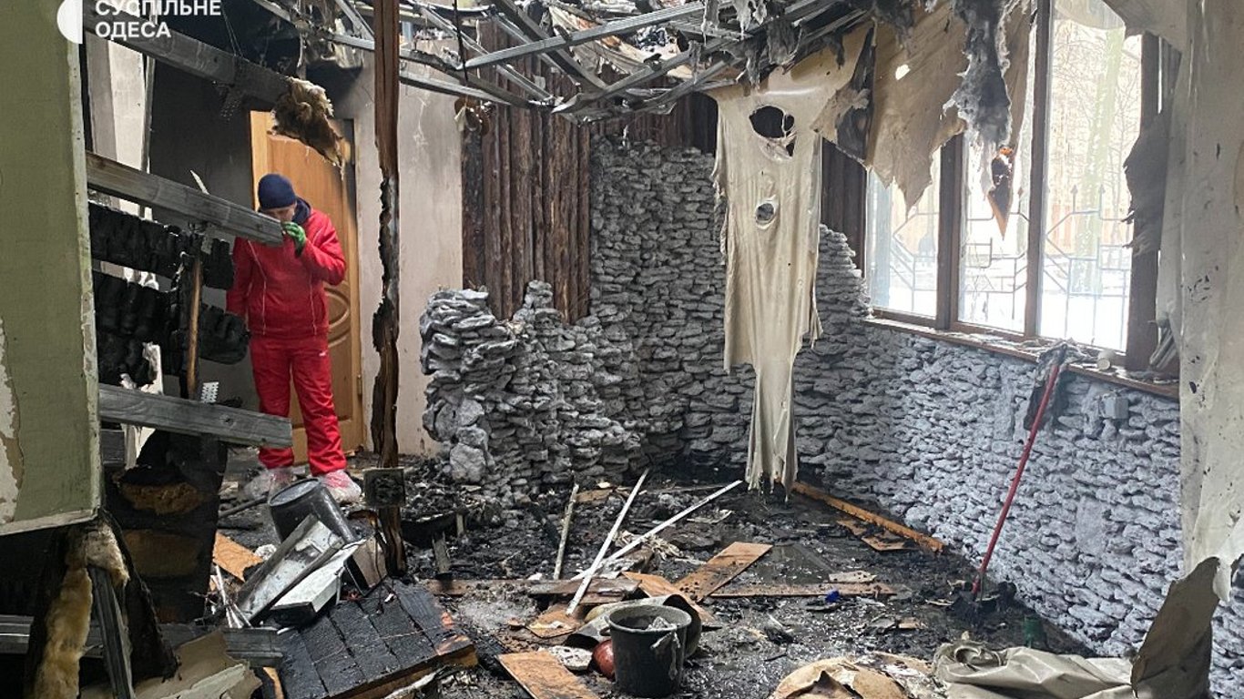 В Одессе горел социальный центр для переселенцев: последствия и вероятная причина пожара
