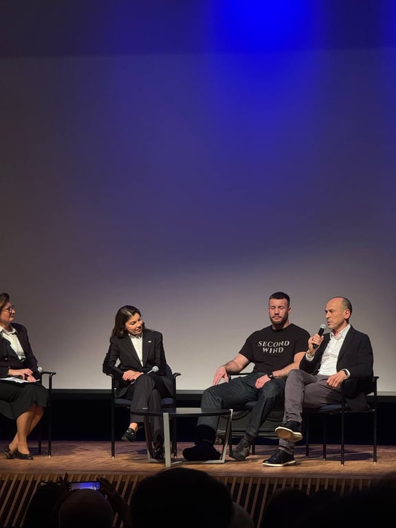 У США показали картину про українських героїв — чому присвячена - фото 2