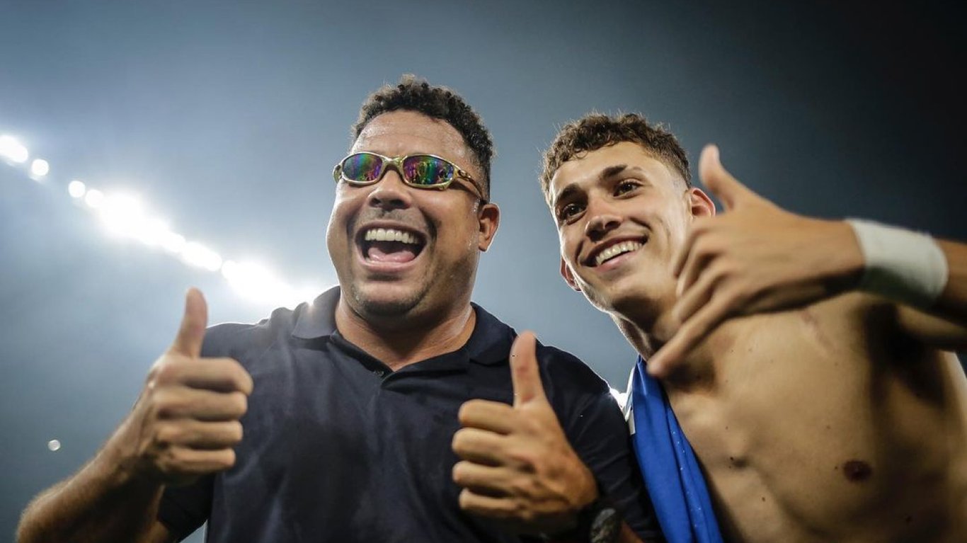 Стеніо та Роналдо