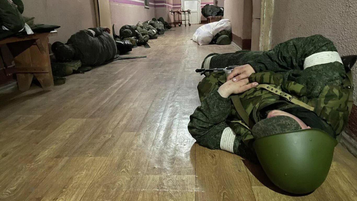 Российские оккупанты заняли почти все медицинские учреждения Луганской области, — глава ОВА