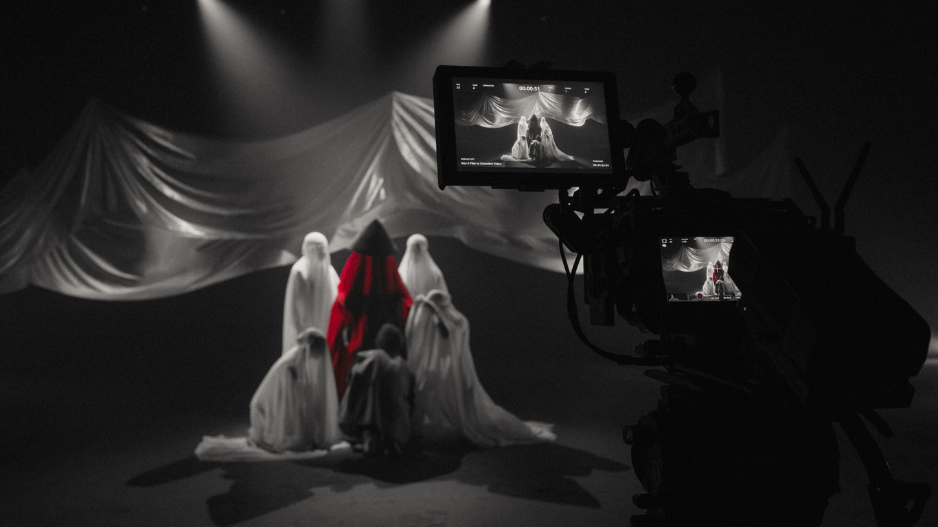 Кліп Артема Пивоварова "Барабан"