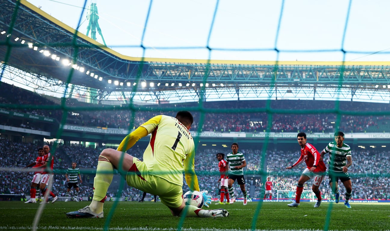 Анатолий Трубин в матче "Спортинга" с "Бенфикой" 19 апреля 2026 года