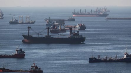 В портах Большой Одессы загружаются 33 суда - 285x160
