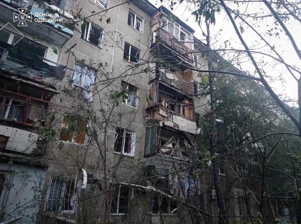 На Одещині росіяни атакували житлові будинки