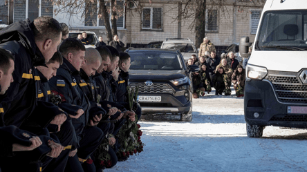 Київ виплатить допомогу родинам загиблих ліквідаторів атак РФ - 285x160