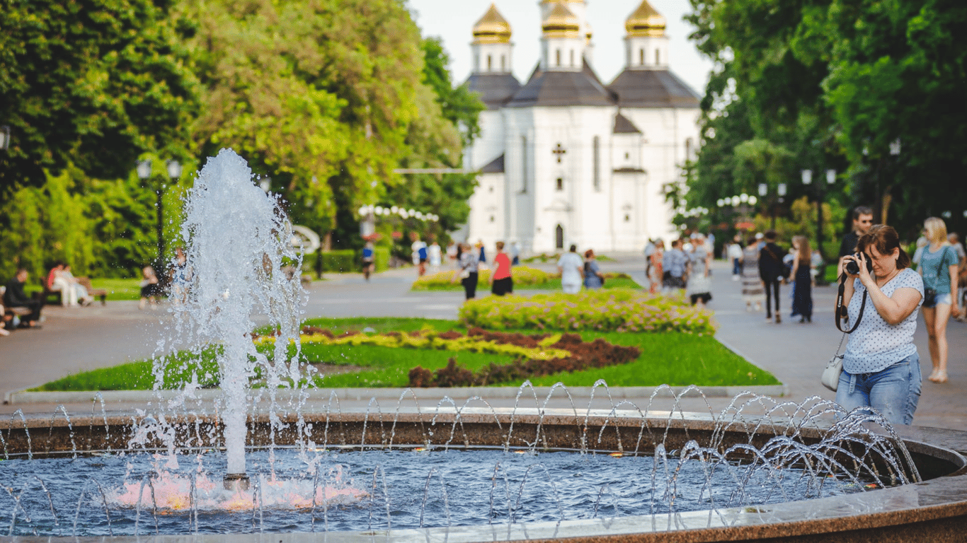 Погода в Україні у вівторок, 28 травня — де синоптики обіцяють спеку, грози, дощі