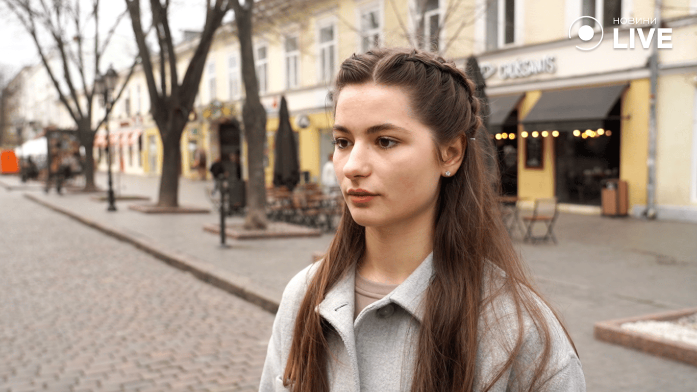 Одеситка Анастасія про сигарети