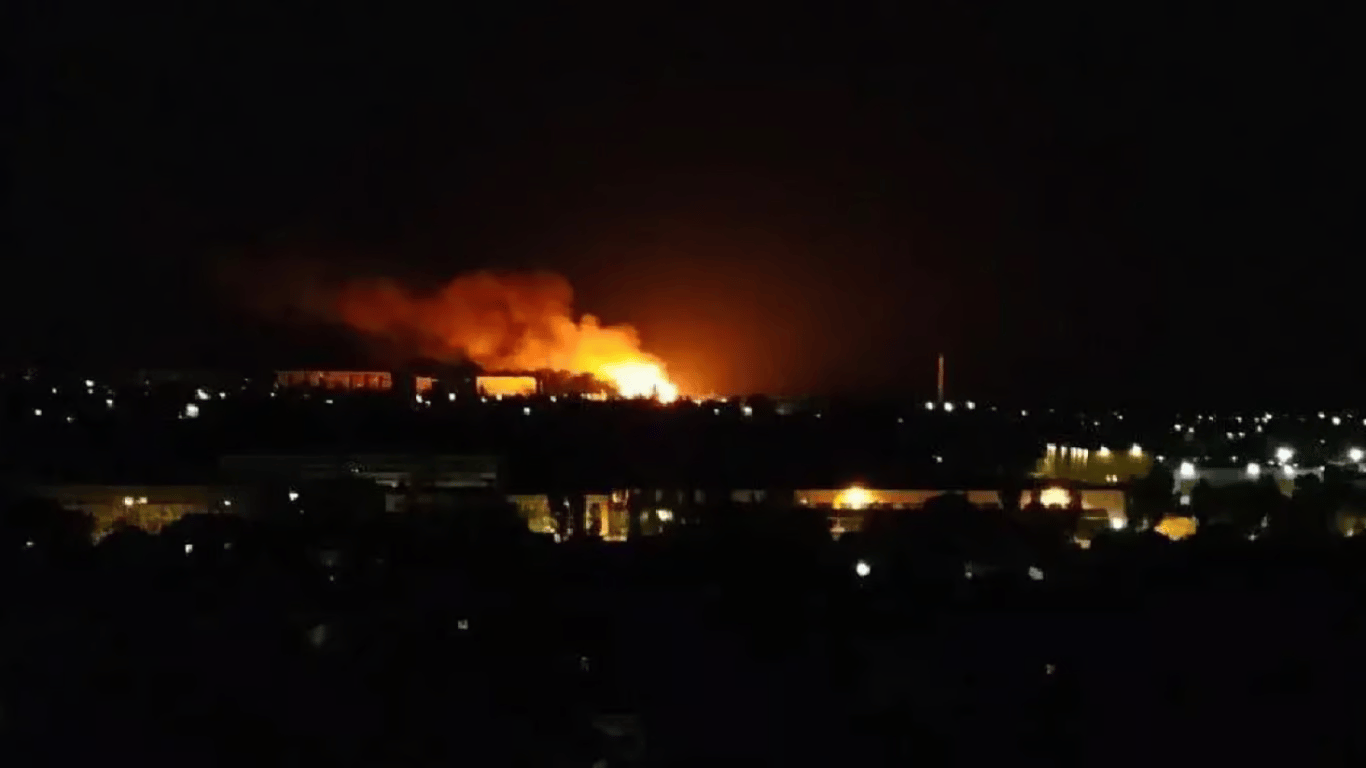 Потужні вибухи в Луцьку вночі 15 серпня: удар по місту